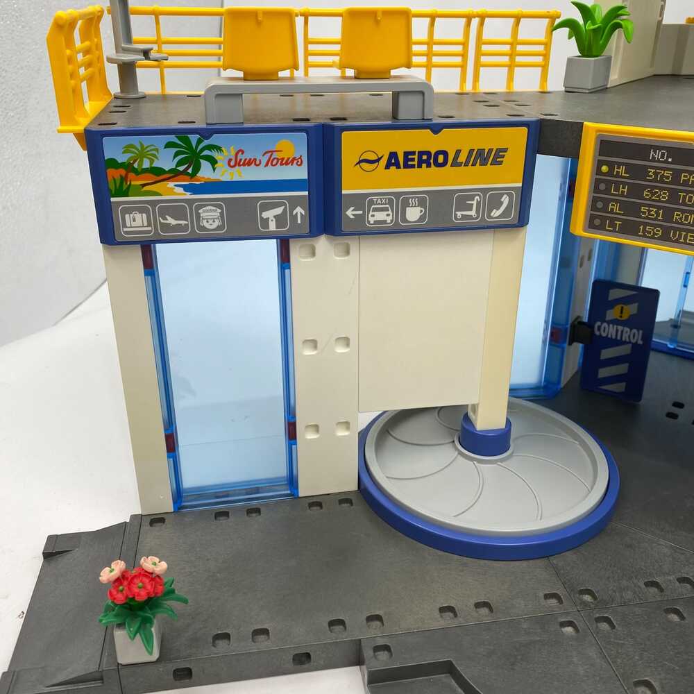 Playmobil Blue Airport Terminal Set 7573 | OS Regular Child - Picture 10 of 15